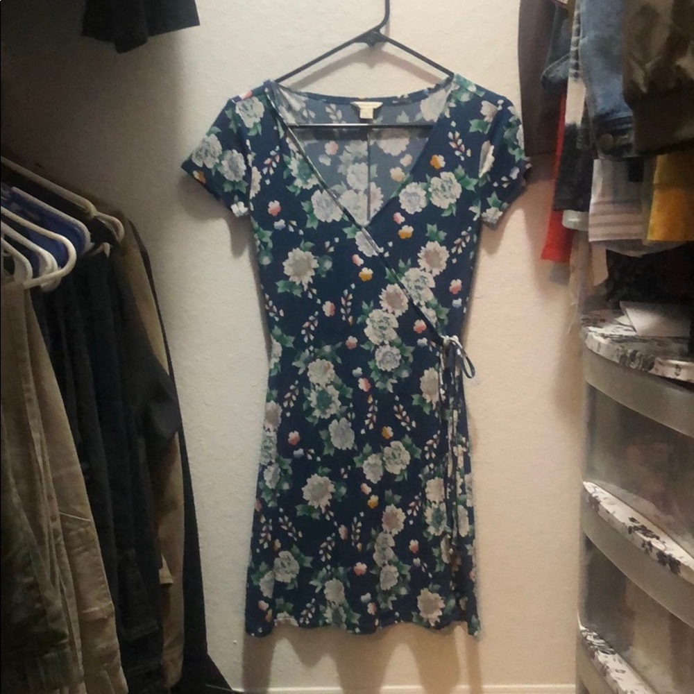 Aeropostale XS summer day dress.